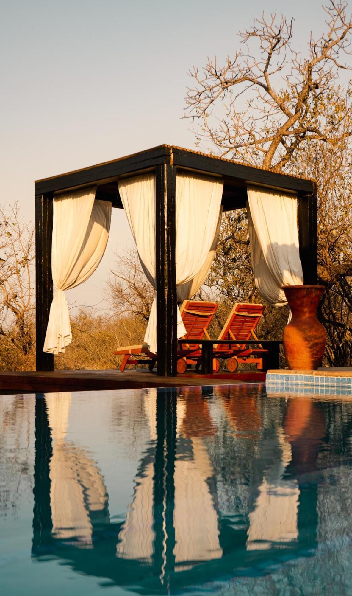 The Baobab Bush Lodge And Villa フッドスプルイト エクステリア 写真